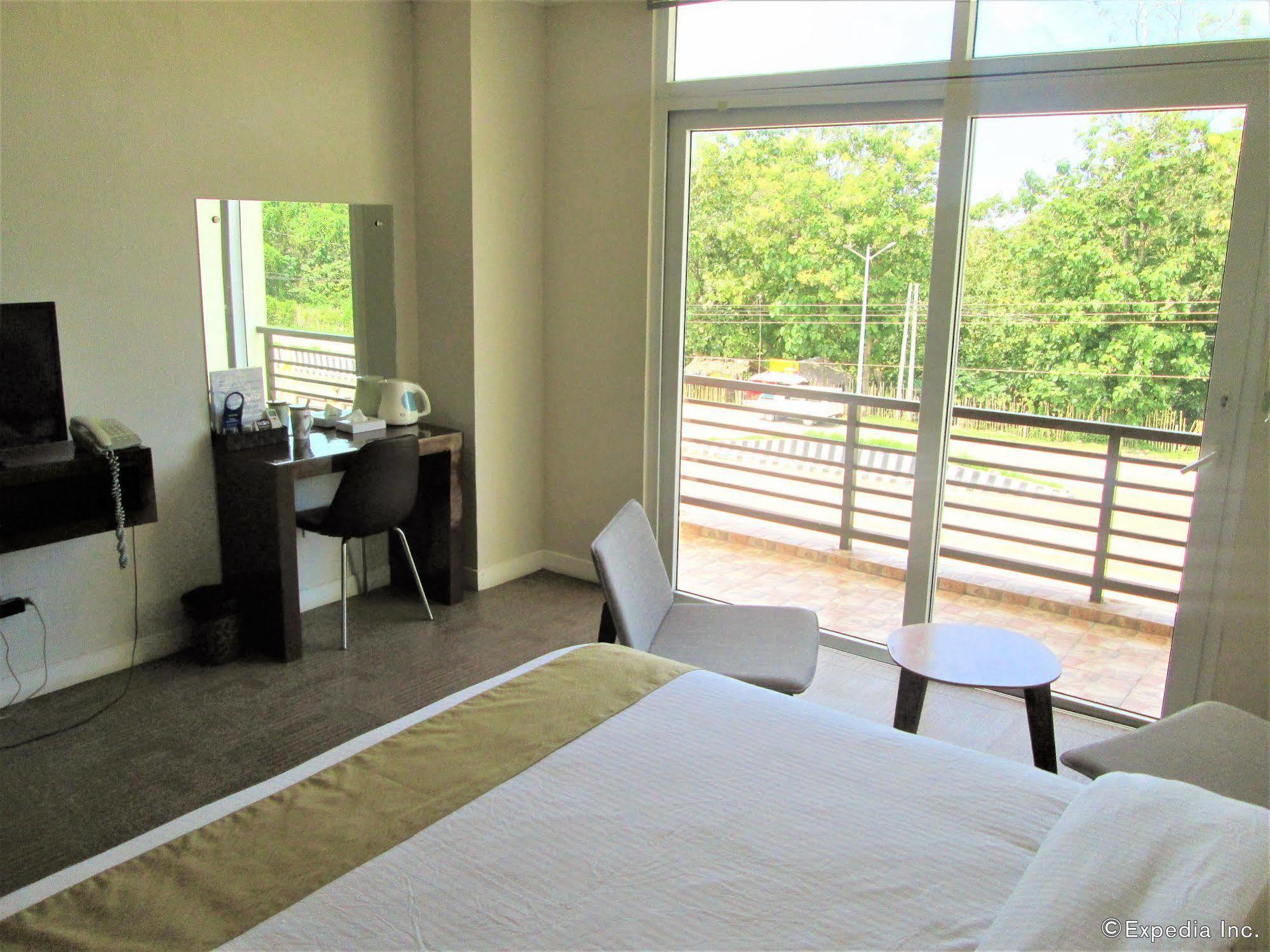 Lohas Airport Hotel Laguindingan Buitenkant foto